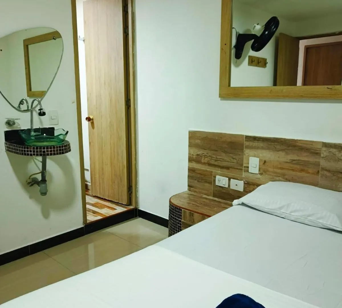 Hotel Casa Girardot Medellín