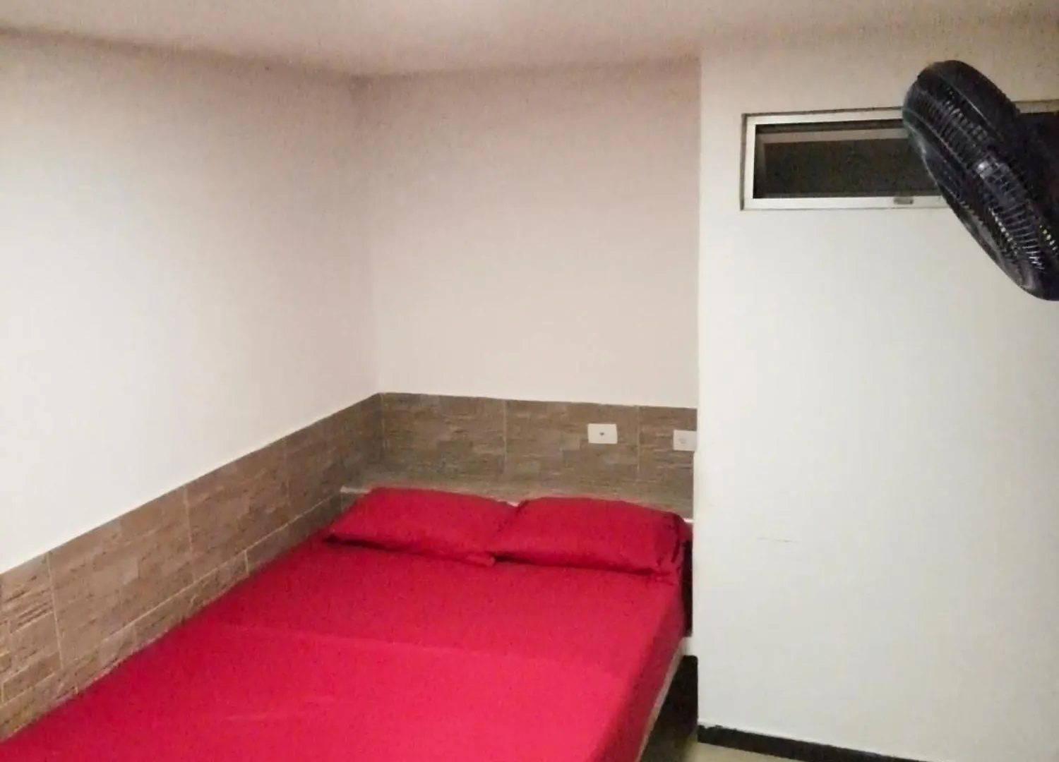 Hotel Casa Girardot Медельин